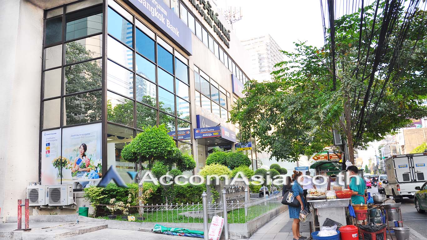  1  Office Space For Rent in Sukhumvit ,Bangkok MRT Sukhumvit - BTS Asok at Rajapark Building AA10326